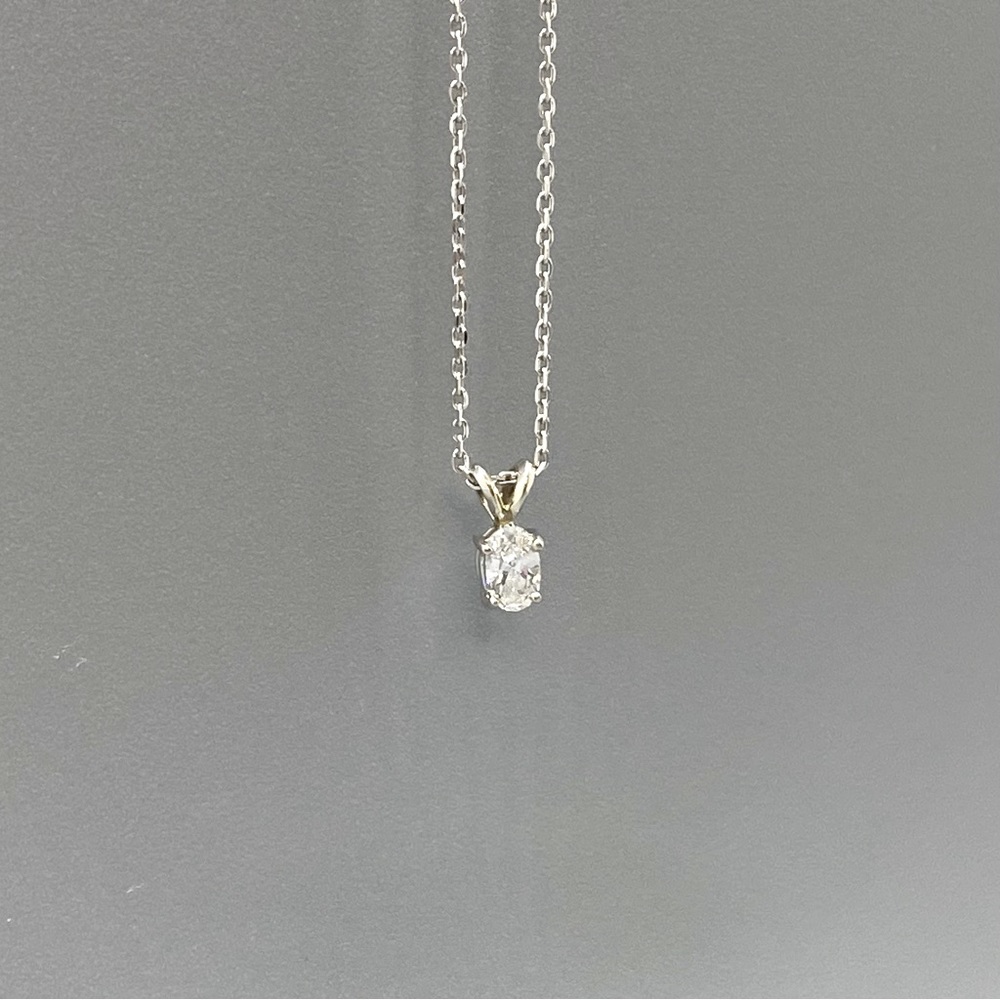14KT White Gold Oval Diamond Pendant Necklace w/ Appraisal